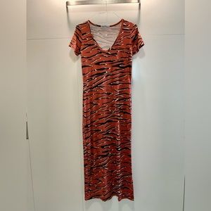 NWT velvet torch, maxi dress, tiger, print size medium